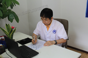 岳宏远